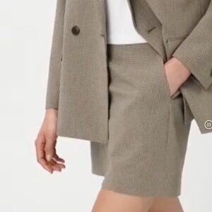 Uniqlo Brown Checked Mini Skort Size Medium